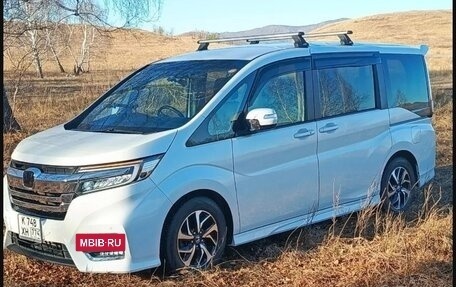 Honda Stepwgn IV рестайлинг, 2021 год, 2 550 000 рублей, 2 фотография