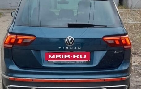 Volkswagen Tiguan II, 2022 год, 4 870 000 рублей, 11 фотография