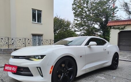 Chevrolet Camaro VI, 2017 год, 2 890 000 рублей, 2 фотография