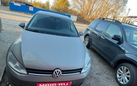Volkswagen Golf VII рестайлинг, 2013 год, 915 000 рублей, 1 фотография