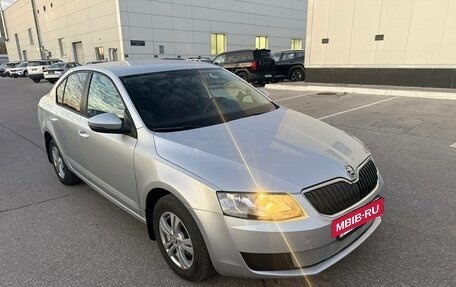 Skoda Octavia, 2015 год, 1 018 000 рублей, 2 фотография