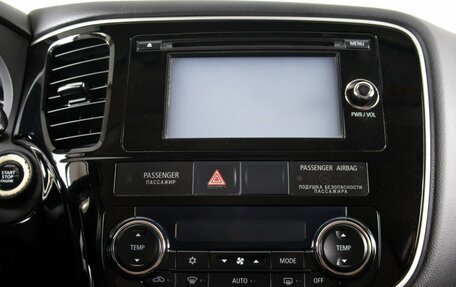 Mitsubishi Outlander III рестайлинг 3, 2013 год, 1 349 000 рублей, 18 фотография