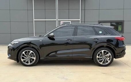 Audi Q5, 2025 год, 8 250 000 рублей, 3 фотография
