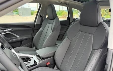 Audi Q5, 2025 год, 8 250 000 рублей, 9 фотография