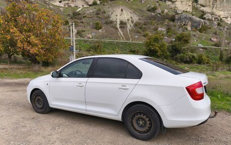 Skoda Rapid I, 2013 год, 630 000 рублей, 2 фотография