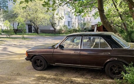 Mercedes-Benz S-Класс, 1982 год, 500 000 рублей, 3 фотография