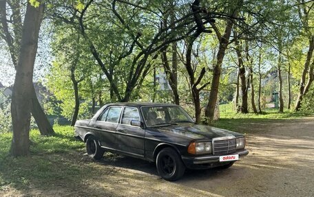 Mercedes-Benz S-Класс, 1982 год, 500 000 рублей, 2 фотография