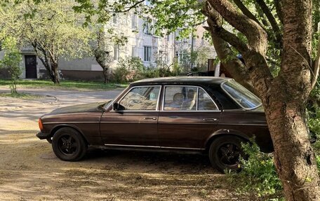 Mercedes-Benz S-Класс, 1982 год, 500 000 рублей, 5 фотография