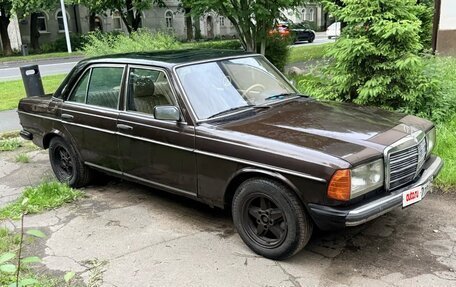 Mercedes-Benz S-Класс, 1982 год, 500 000 рублей, 10 фотография