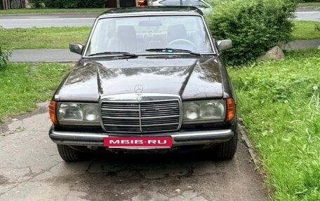 Mercedes-Benz S-Класс, 1982 год, 500 000 рублей, 9 фотография