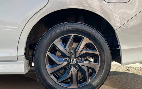 Honda Stepwgn IV рестайлинг, 2021 год, 1 950 000 рублей, 17 фотография