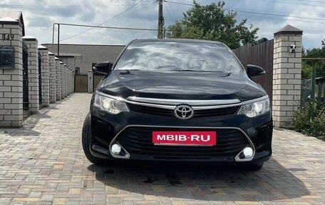 Toyota Camry, 2015 год, 2 200 000 рублей, 2 фотография