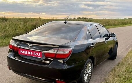 Toyota Camry, 2015 год, 2 200 000 рублей, 3 фотография
