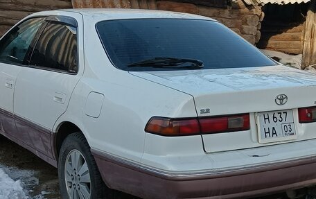 Toyota Camry, 1997 год, 500 000 рублей, 2 фотография