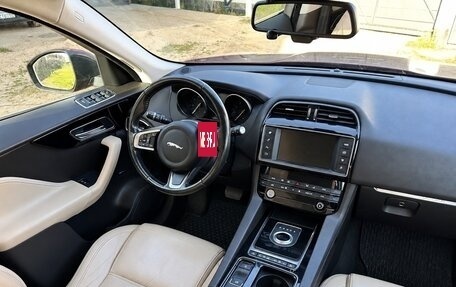 Jaguar F-Pace, 2017 год, 3 600 000 рублей, 9 фотография