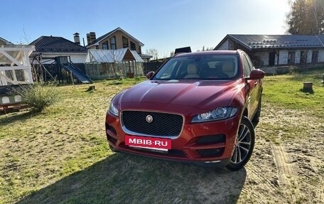 Jaguar F-Pace, 2017 год, 3 600 000 рублей, 2 фотография
