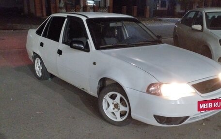 Daewoo Nexia I рестайлинг, 2010 год, 120 000 рублей, 5 фотография