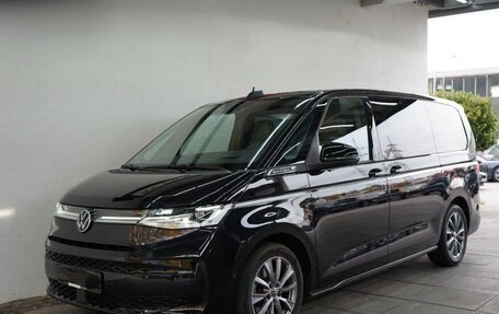 Volkswagen Multivan, 2022 год, 5 280 000 рублей, 6 фотография