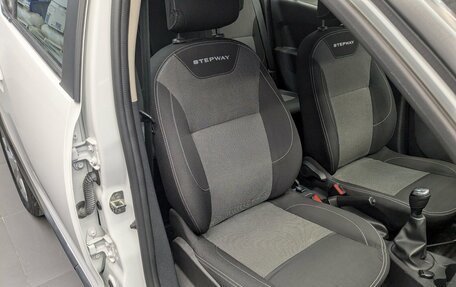 Renault Logan II, 2020 год, 1 045 000 рублей, 15 фотография