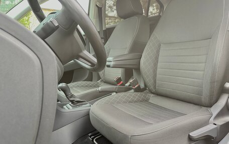 Skoda Rapid I, 2018 год, 1 750 000 рублей, 13 фотография