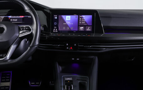Volkswagen Golf VIII, 2021 год, 2 750 000 рублей, 13 фотография
