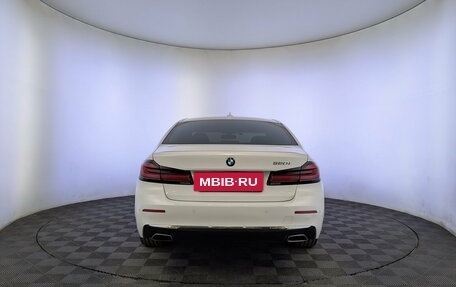 BMW 5 серия, 2022 год, 4 900 000 рублей, 6 фотография