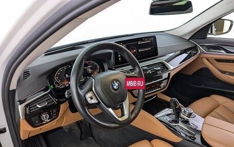 BMW 5 серия, 2022 год, 4 900 000 рублей, 16 фотография
