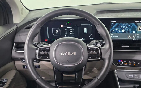 KIA Carnival, 2024 год, 5 700 000 рублей, 8 фотография