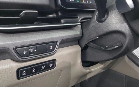 KIA Carnival, 2024 год, 5 700 000 рублей, 24 фотография