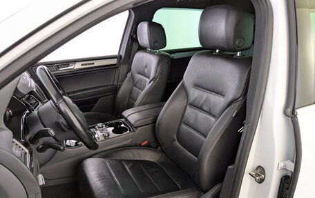 Volkswagen Touareg III, 2018 год, 3 445 000 рублей, 21 фотография
