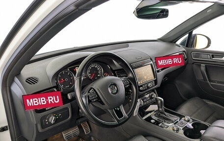 Volkswagen Touareg III, 2018 год, 3 445 000 рублей, 16 фотография