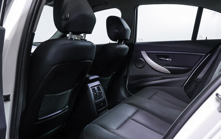 BMW 3 серия, 2017 год, 2 649 000 рублей, 11 фотография