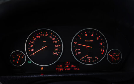 BMW 3 серия, 2017 год, 2 649 000 рублей, 16 фотография