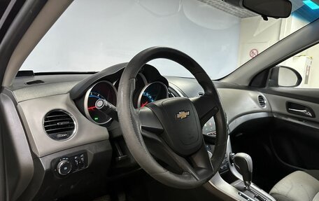 Chevrolet Cruze II, 2014 год, 670 000 рублей, 9 фотография