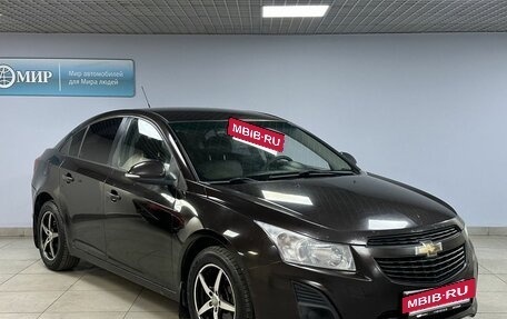 Chevrolet Cruze II, 2014 год, 670 000 рублей, 3 фотография