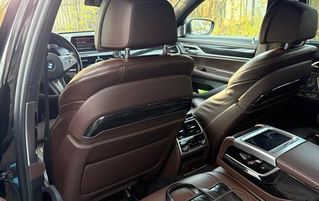 BMW 7 серия, 2019 год, 5 780 000 рублей, 10 фотография