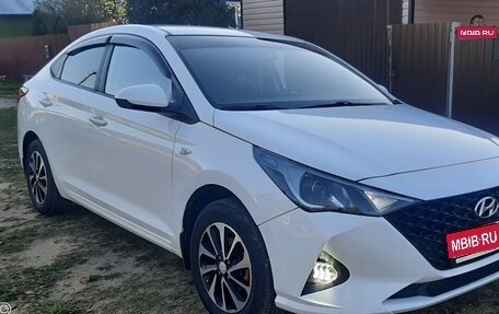 Hyundai Solaris II рестайлинг, 2020 год, 1 300 000 рублей, 1 фотография