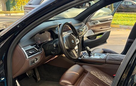 BMW 7 серия, 2019 год, 5 780 000 рублей, 17 фотография