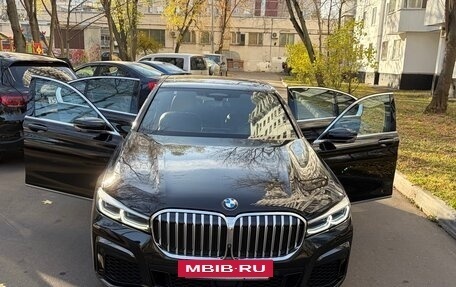 BMW 7 серия, 2019 год, 5 780 000 рублей, 16 фотография