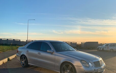 Mercedes-Benz E-Класс, 2002 год, 825 000 рублей, 4 фотография
