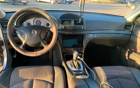 Mercedes-Benz E-Класс, 2002 год, 825 000 рублей, 7 фотография