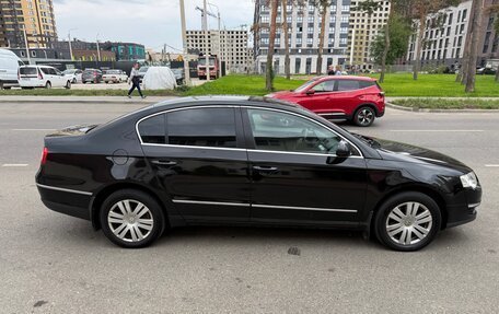 Volkswagen Passat B6, 2007 год, 690 000 рублей, 2 фотография