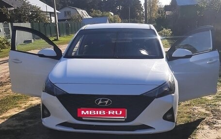 Hyundai Solaris II рестайлинг, 2020 год, 1 300 000 рублей, 16 фотография