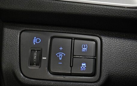 Hyundai Solaris II рестайлинг, 2017 год, 990 000 рублей, 15 фотография