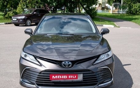 Toyota Camry, 2022 год, 5 500 000 рублей, 2 фотография