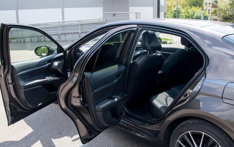 Toyota Camry, 2022 год, 5 500 000 рублей, 16 фотография