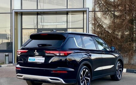 Mitsubishi Outlander, 2023 год, 3 849 000 рублей, 5 фотография