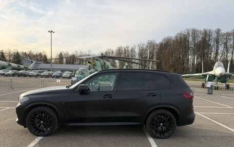 BMW X5, 2022 год, 9 300 000 рублей, 2 фотография