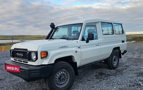 Toyota Land Cruiser 70, 2025 год, 8 930 000 рублей, 12 фотография