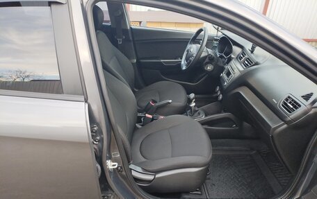 KIA Rio III рестайлинг, 2015 год, 750 000 рублей, 8 фотография